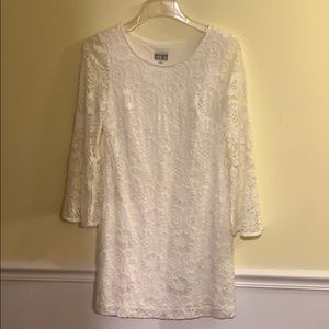 Gorgeous Lace dress Bethany size lg